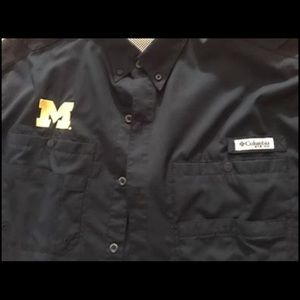 Columbia PFG U of M button down shirt